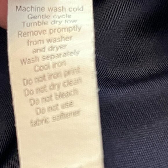 ATHLETA Midrise Navy Printed Crop Chaturanga Crop Leggings medium women - Picture 8 of 8